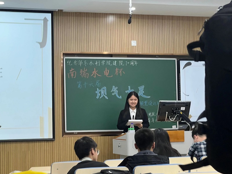文昌  王玉诗 - 副本.jpg